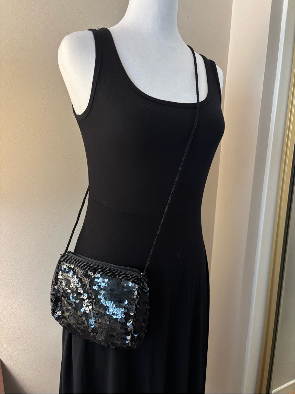 Dancin Sequin Beaded Crossbody Women’s Black Bag with Iridescent Accents